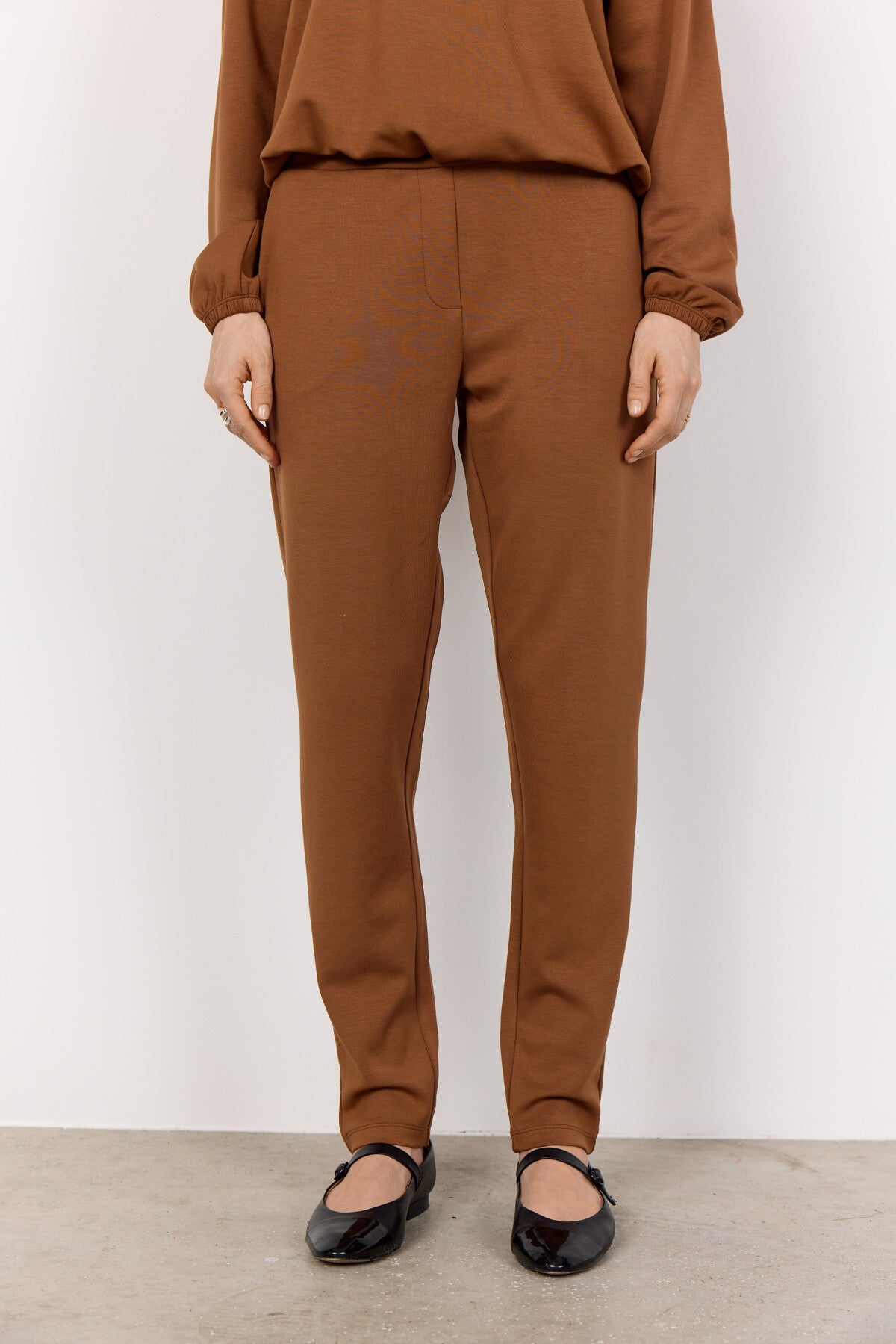 SC-BANU 157 Broek Bruin