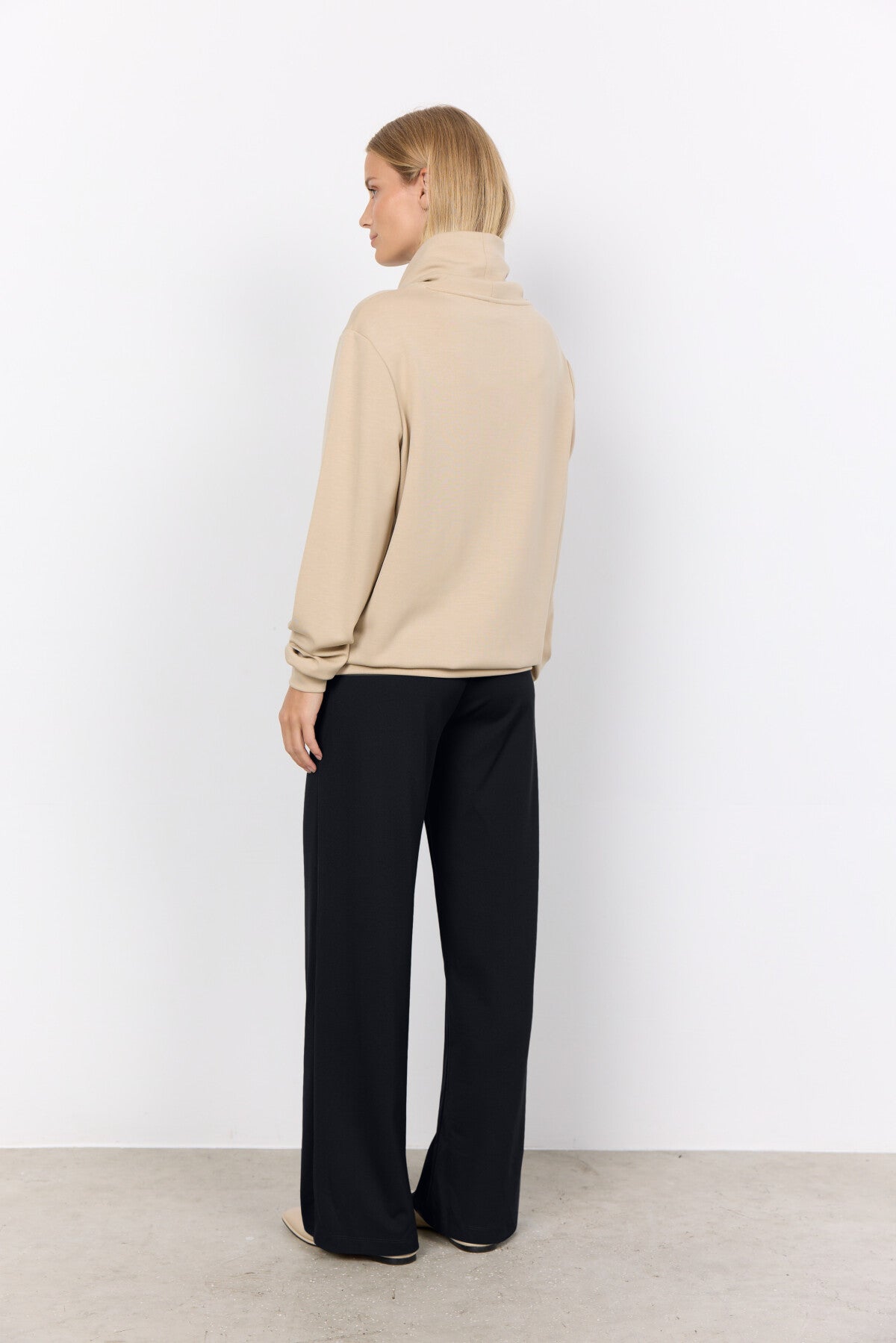 SC-BANU 125 Sweatshirt Zand