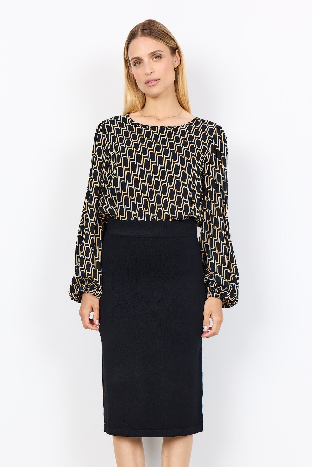 SC-DOLLIE 798 Rok Zwart