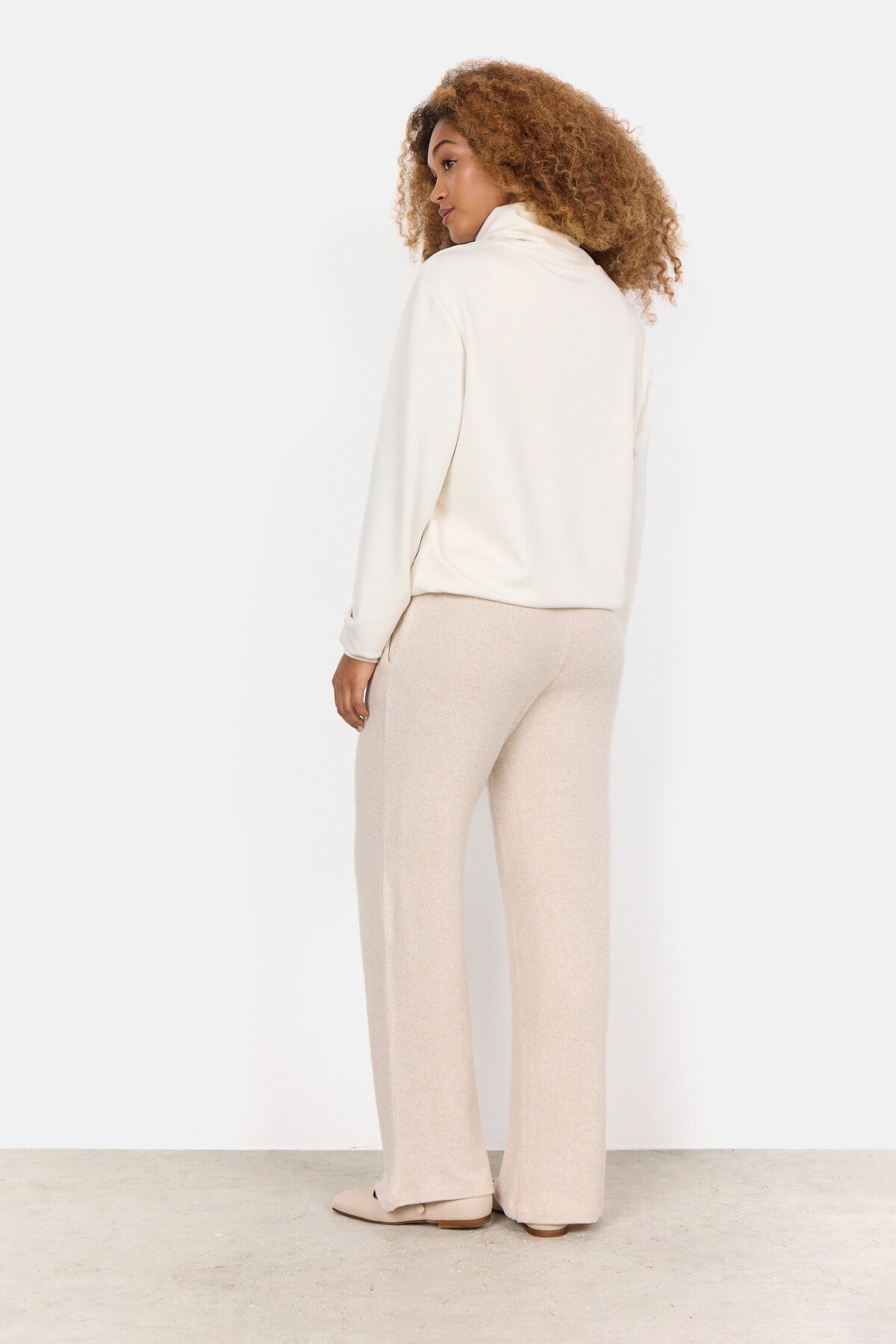 SC-BANU 125 Sweatshirt Crème