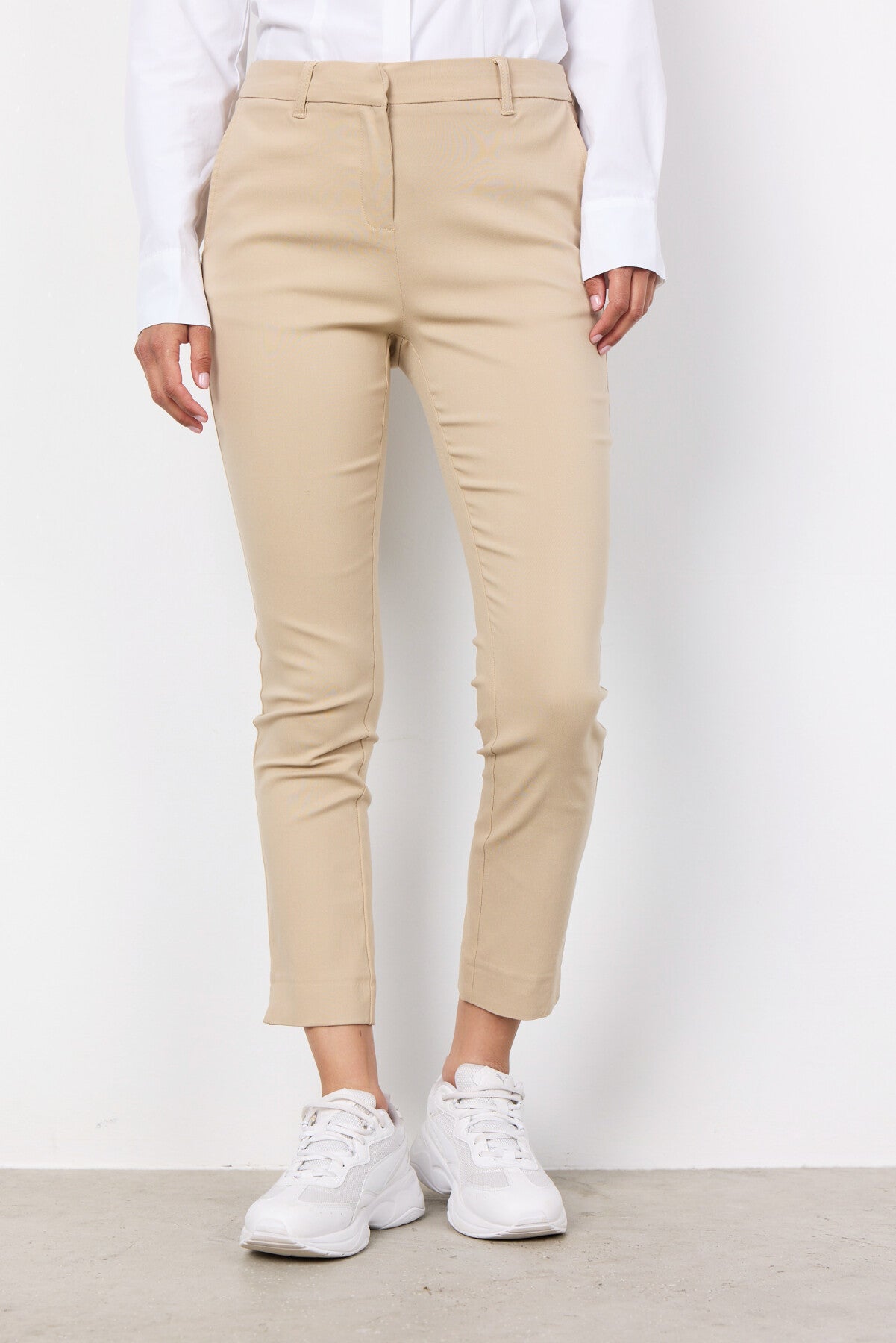 SC-LILLY 44-B Broek Zand