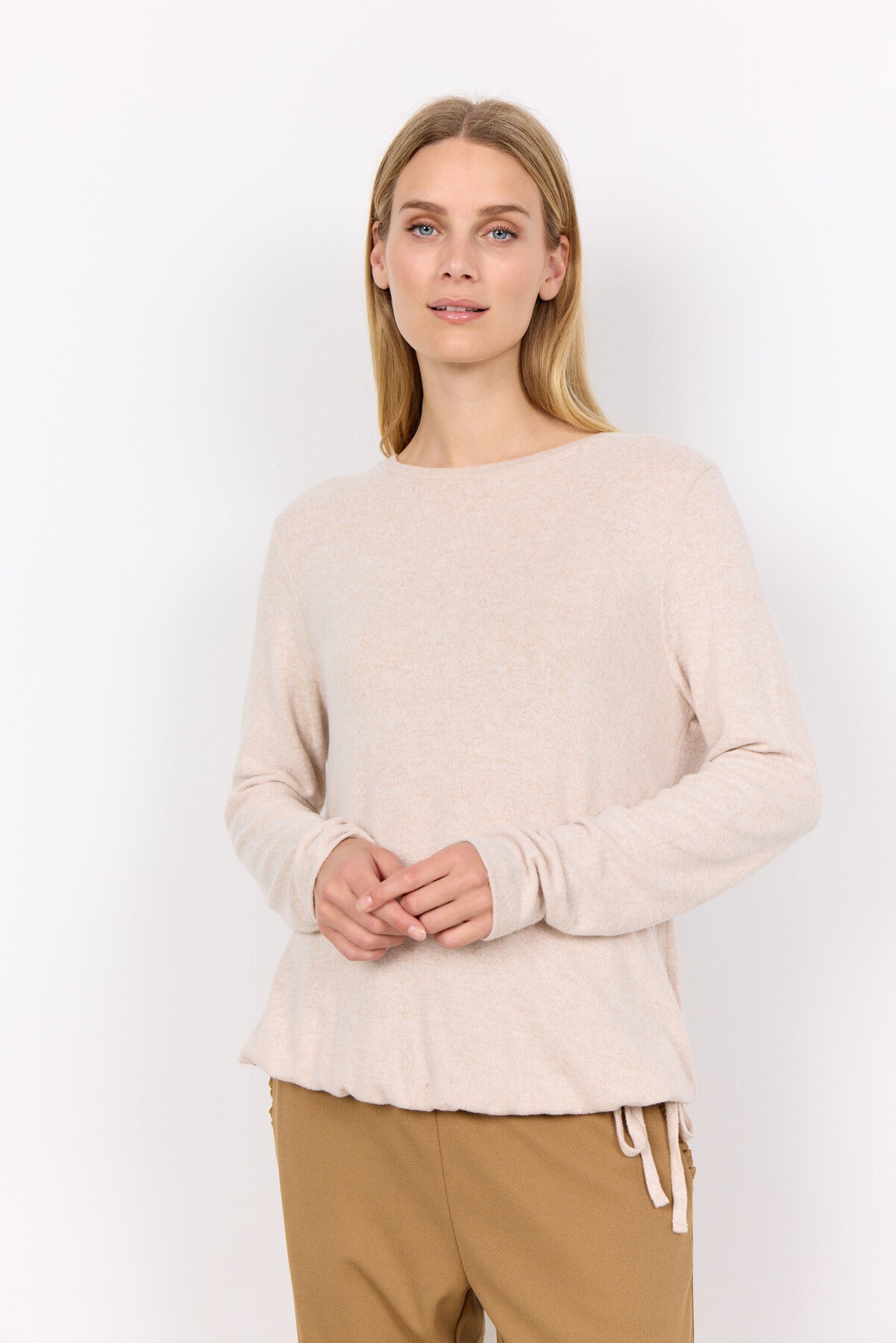 SC-BIARA 119 Blouse Crème