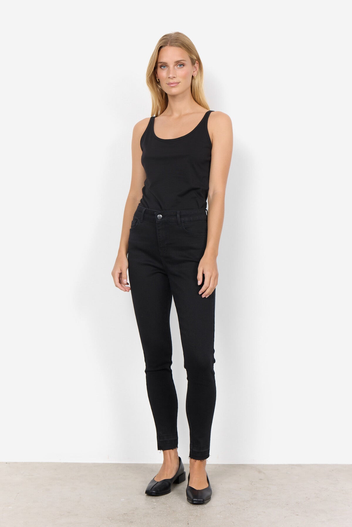 SC-PYLLE 122 Top Zwart