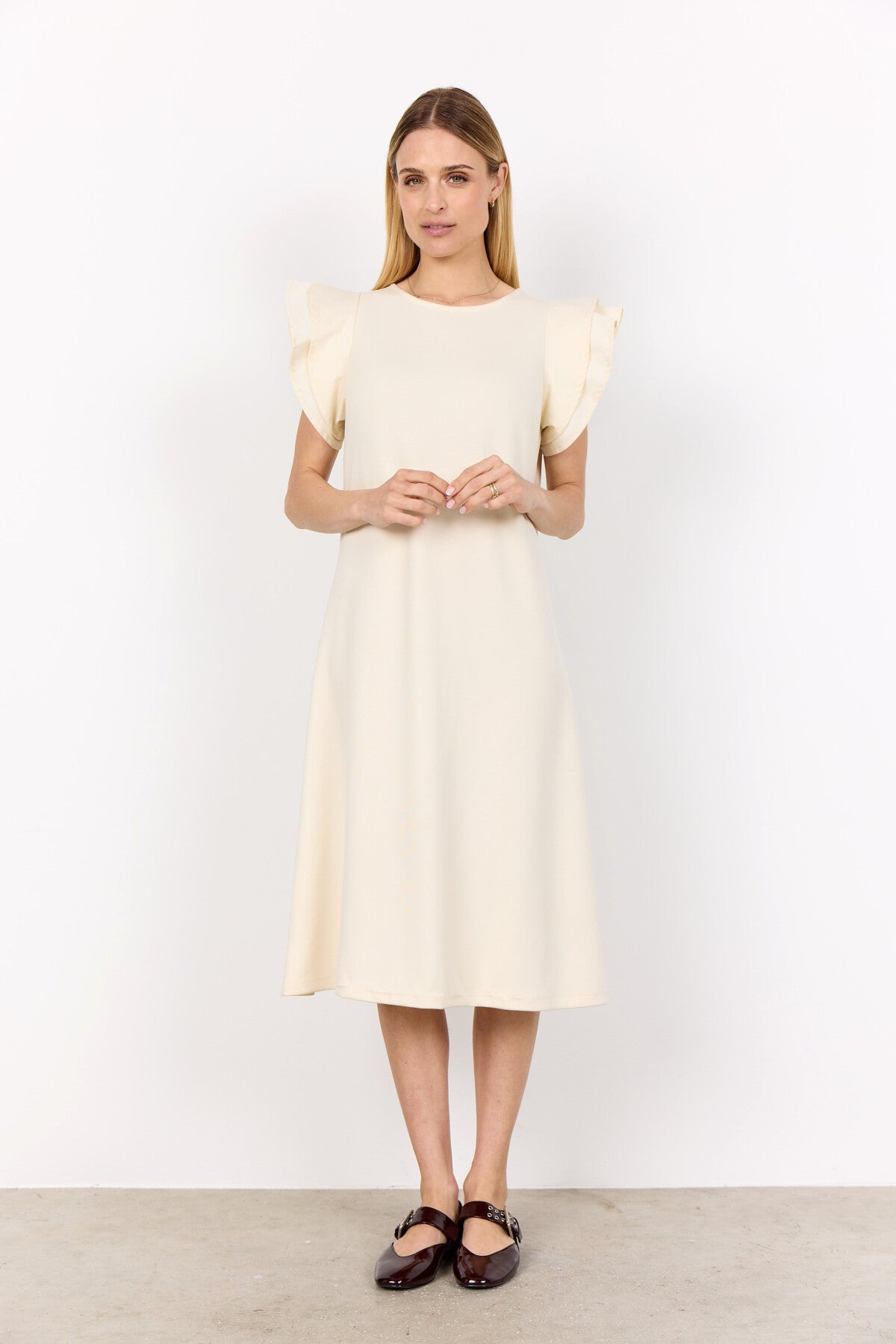 SC-BANU 251 Jurk Crème