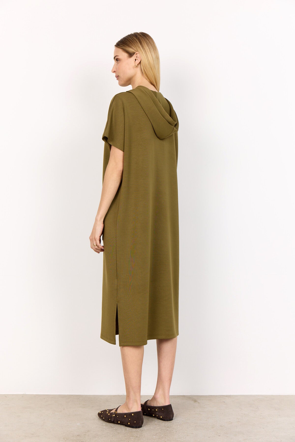 SC-BANU 252 Jurk Olijf