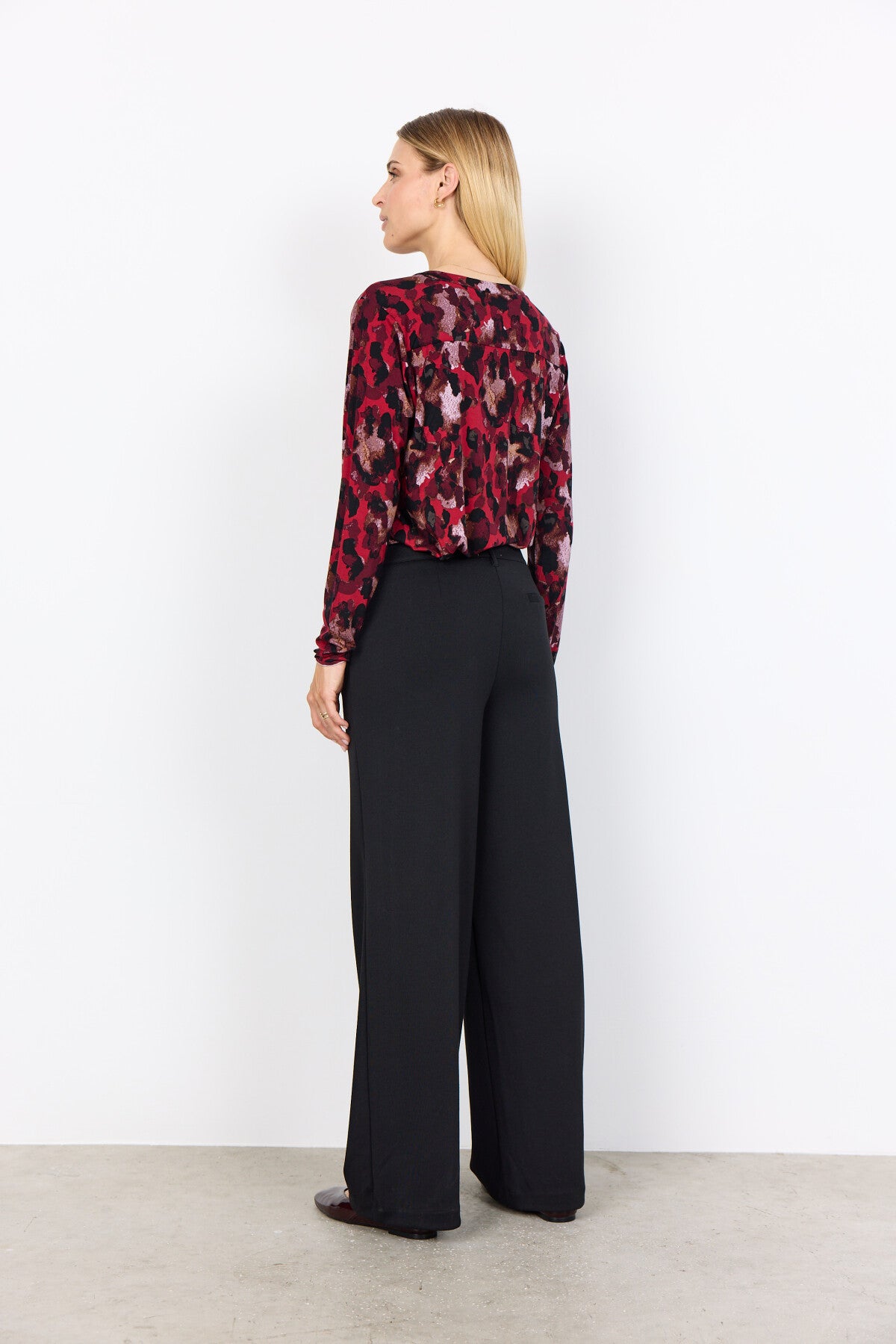 SC-MARICA AOP 341 Blouse Donkerrood