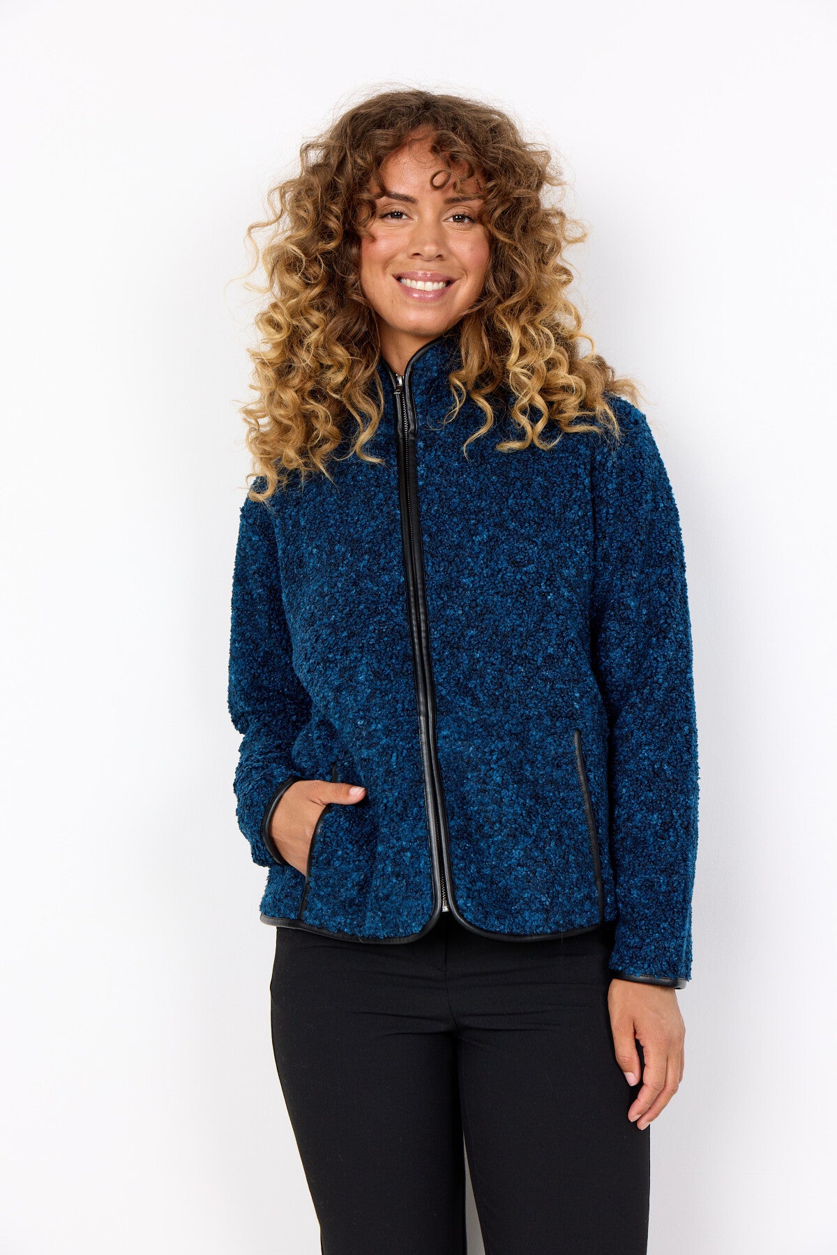 SC-BESSIE 1 Jas Navy