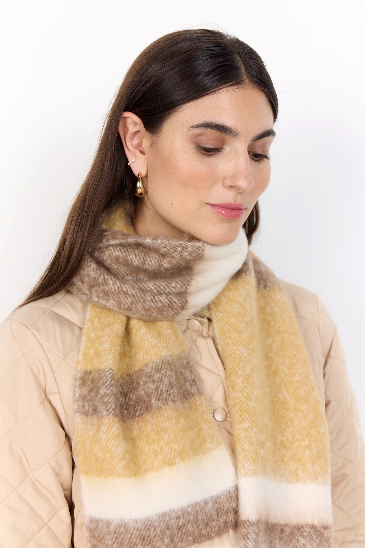 SC-SENELLA 1 Sjaal Camel