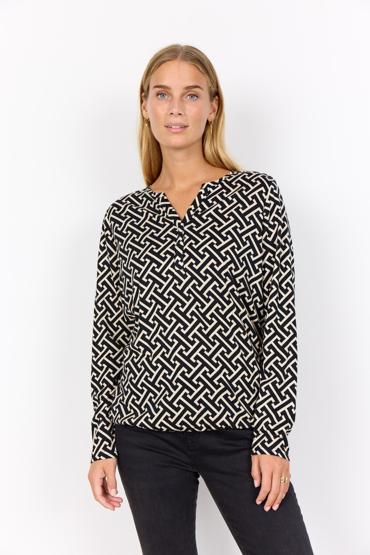 SC-FELICITY AOP 520 Blouse Zwart