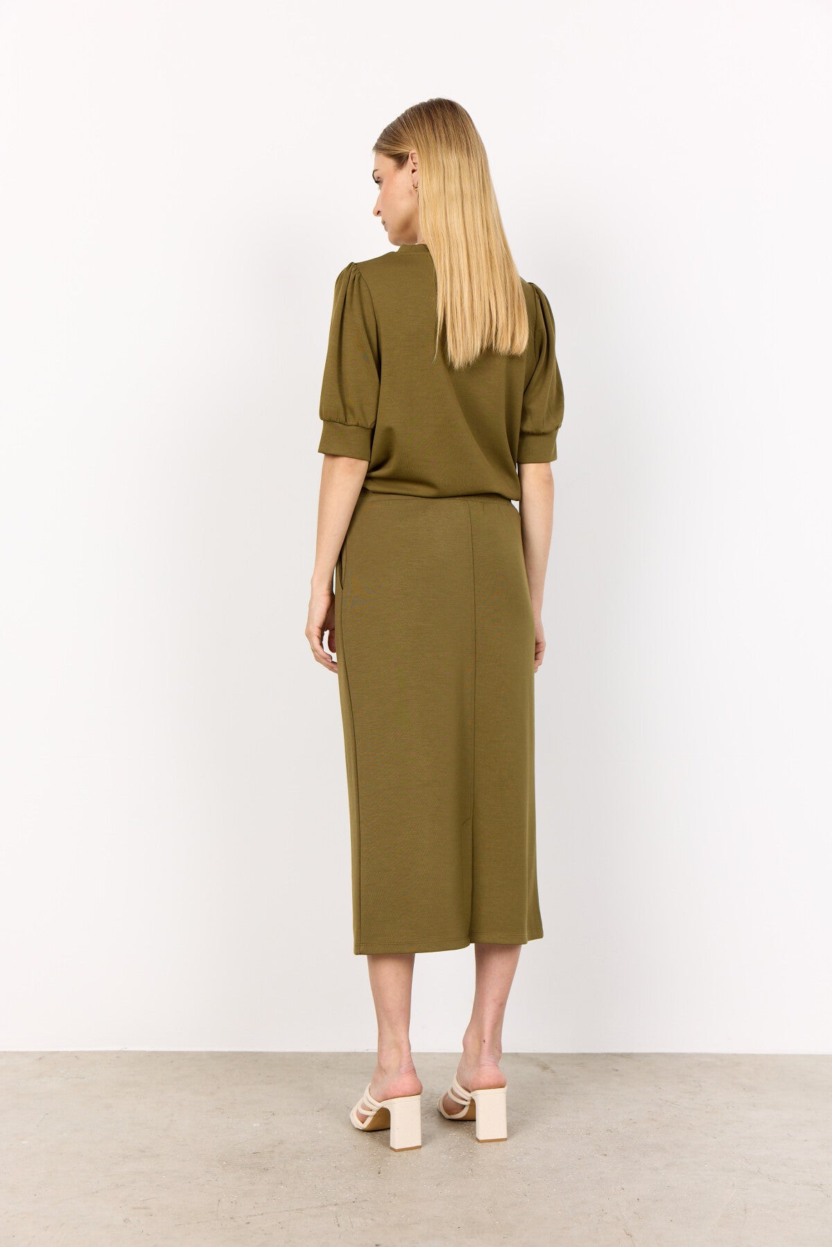 SC-BANU 250 Rok Olijf