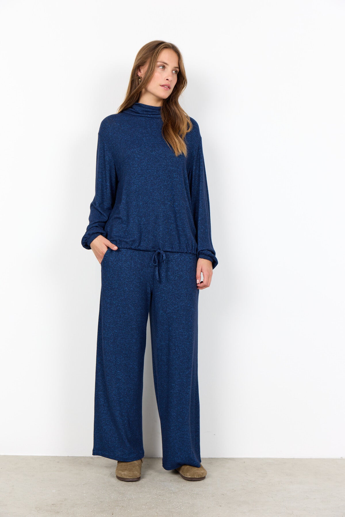 SC-BIARA 147 Blouse Donkerblauw