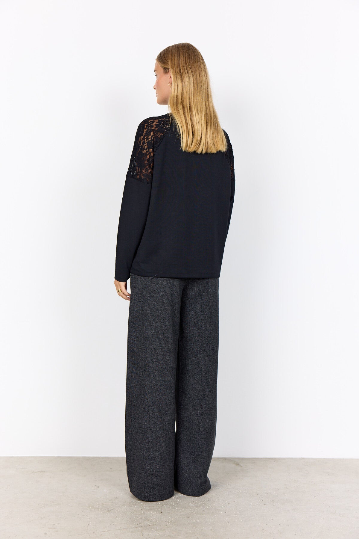 SC-BANU 257 Sweatshirt Zwart