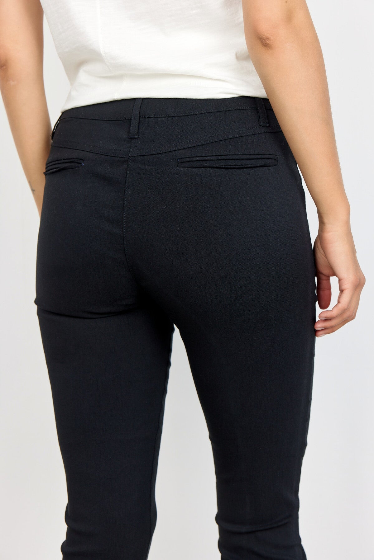 SC-LILLY 29-B Broek Zwart