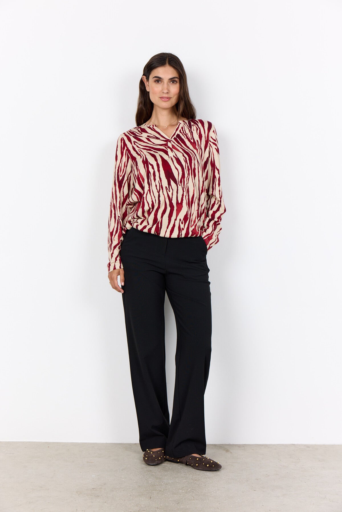 SC-FELICITY AOP 522 Blouse Donkerrood