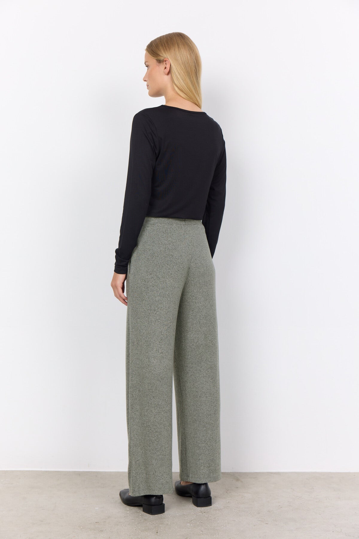SC-BIARA 74 Broek Stoffig groen
