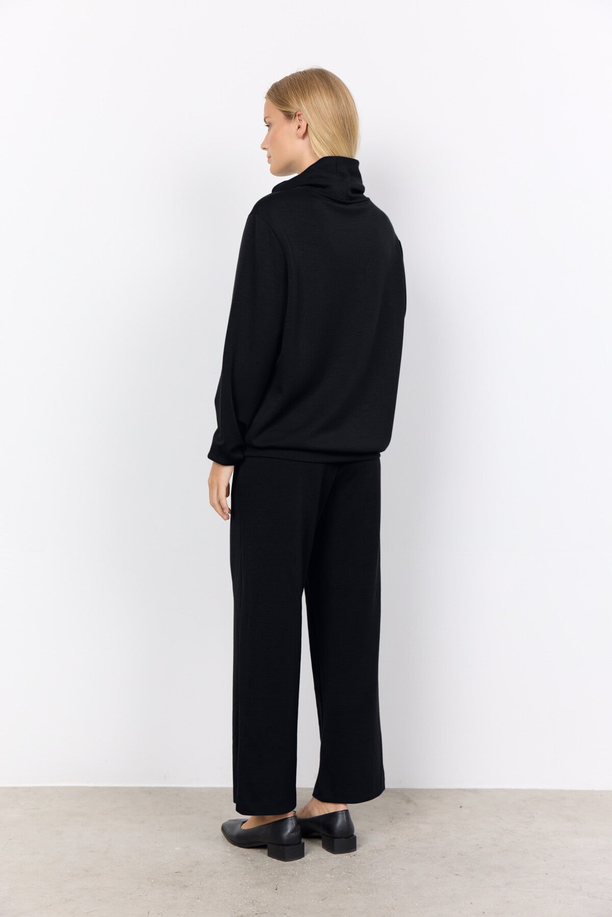 SC-BANU 125 Sweatshirt Zwart