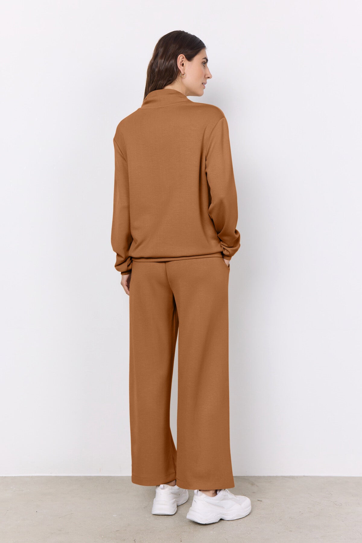 SC-BANU 33 Broek Bruin