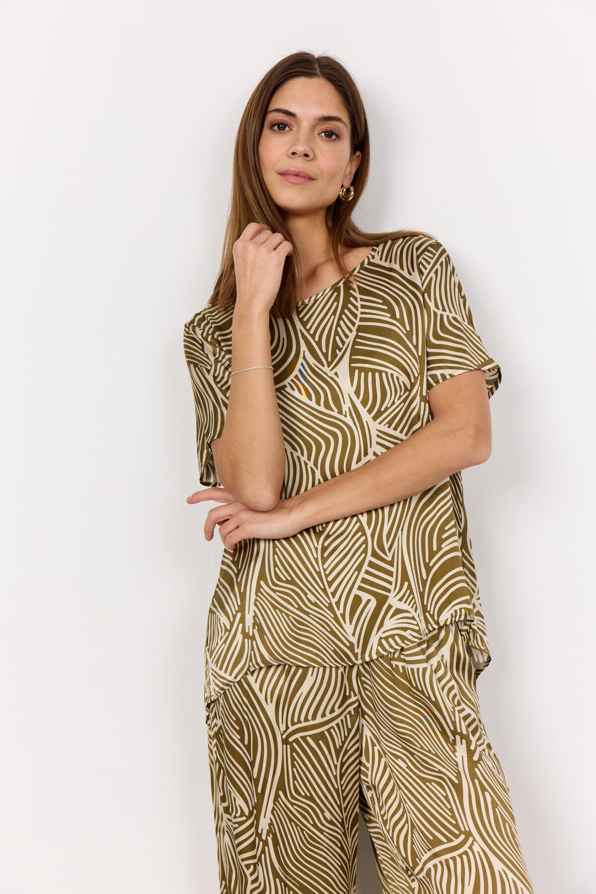 SC-SIGNORA 1 Blouse Olijf