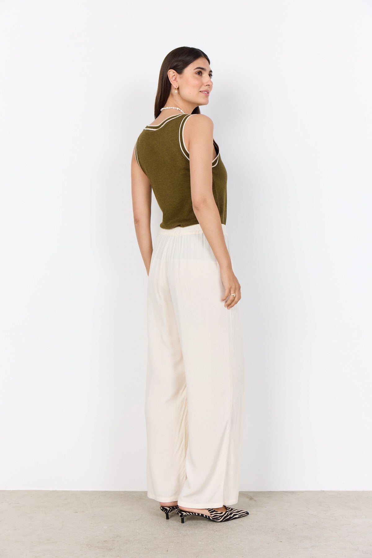SC-DOLLIE 763 Top Olijf