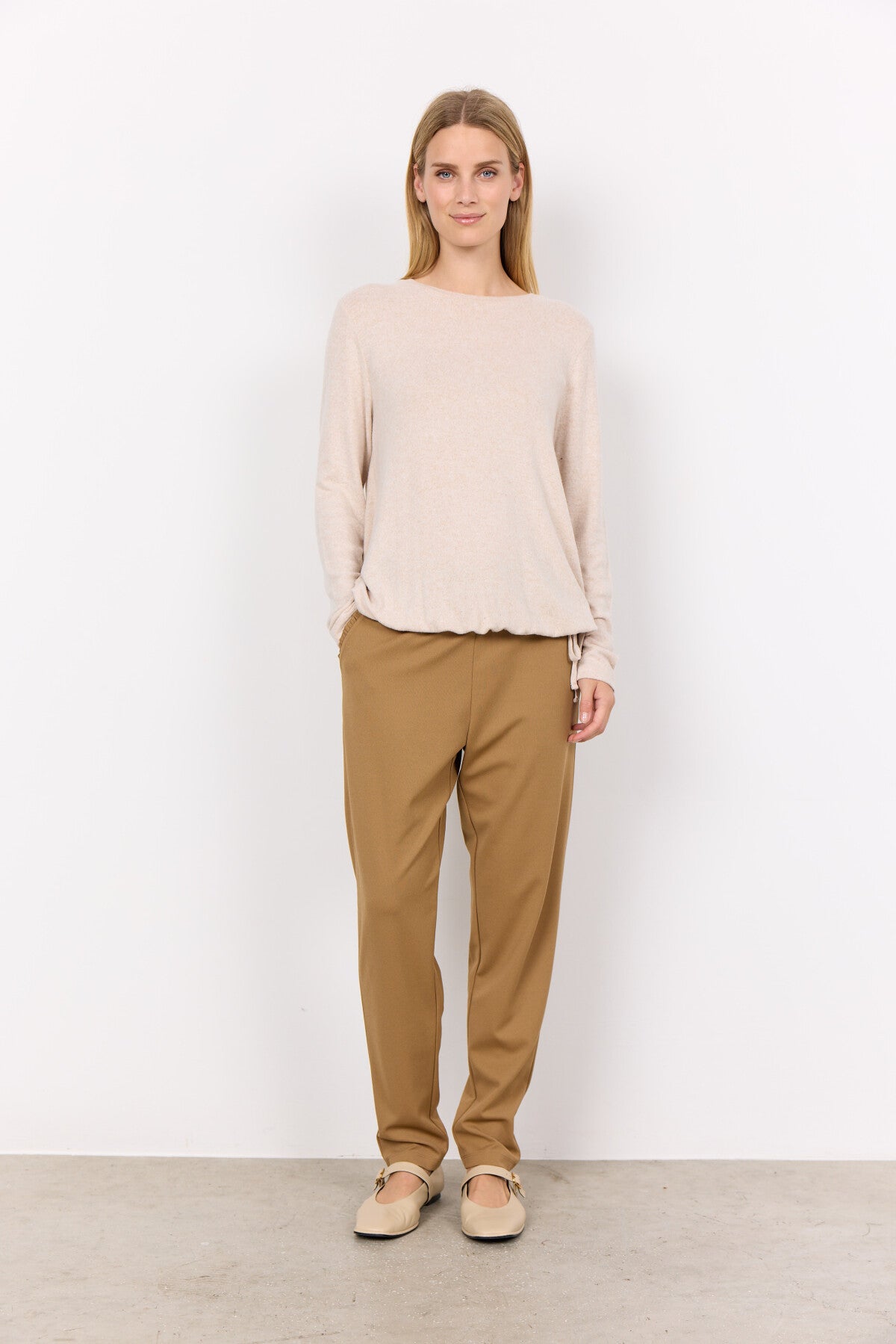 SC-BIARA 119 Blouse Crème