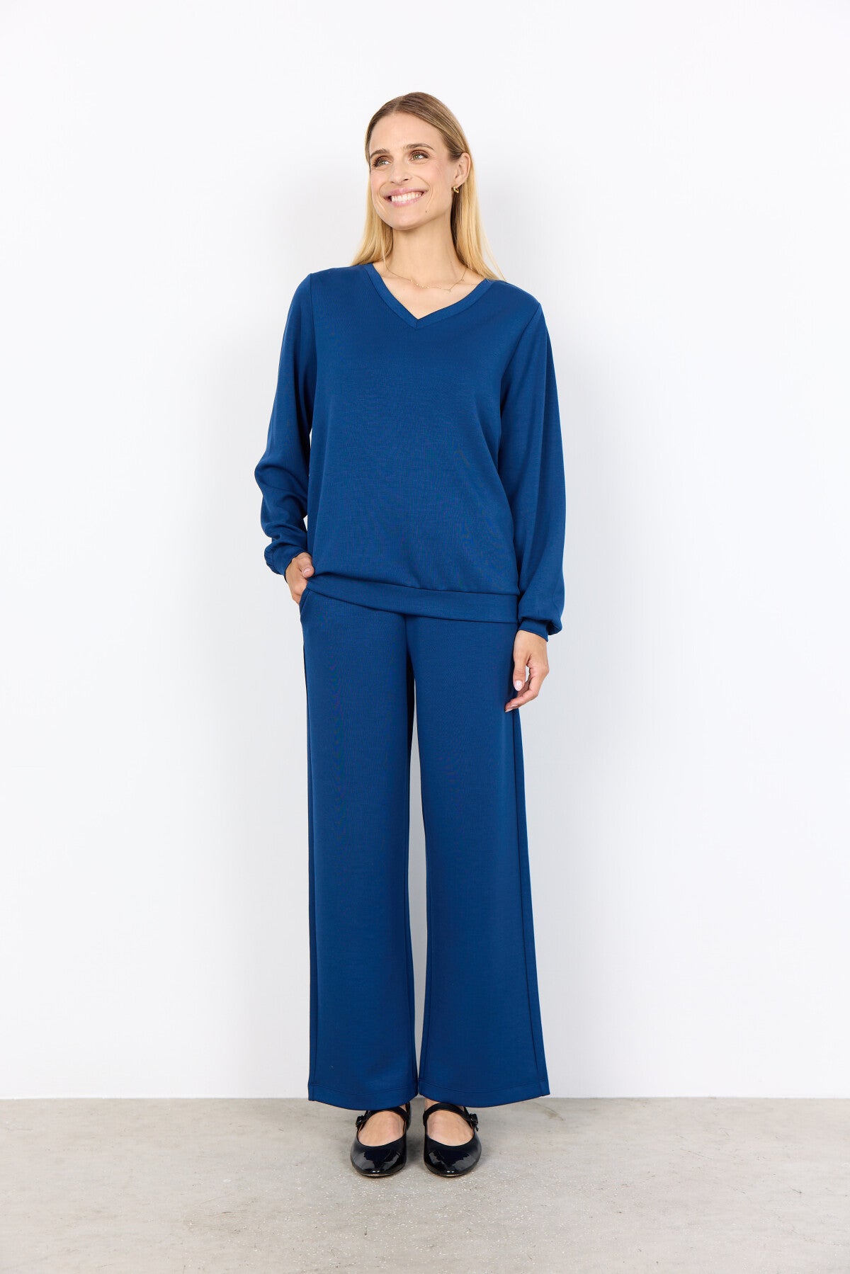SC-BANU 194 Blouse Donkerblauw