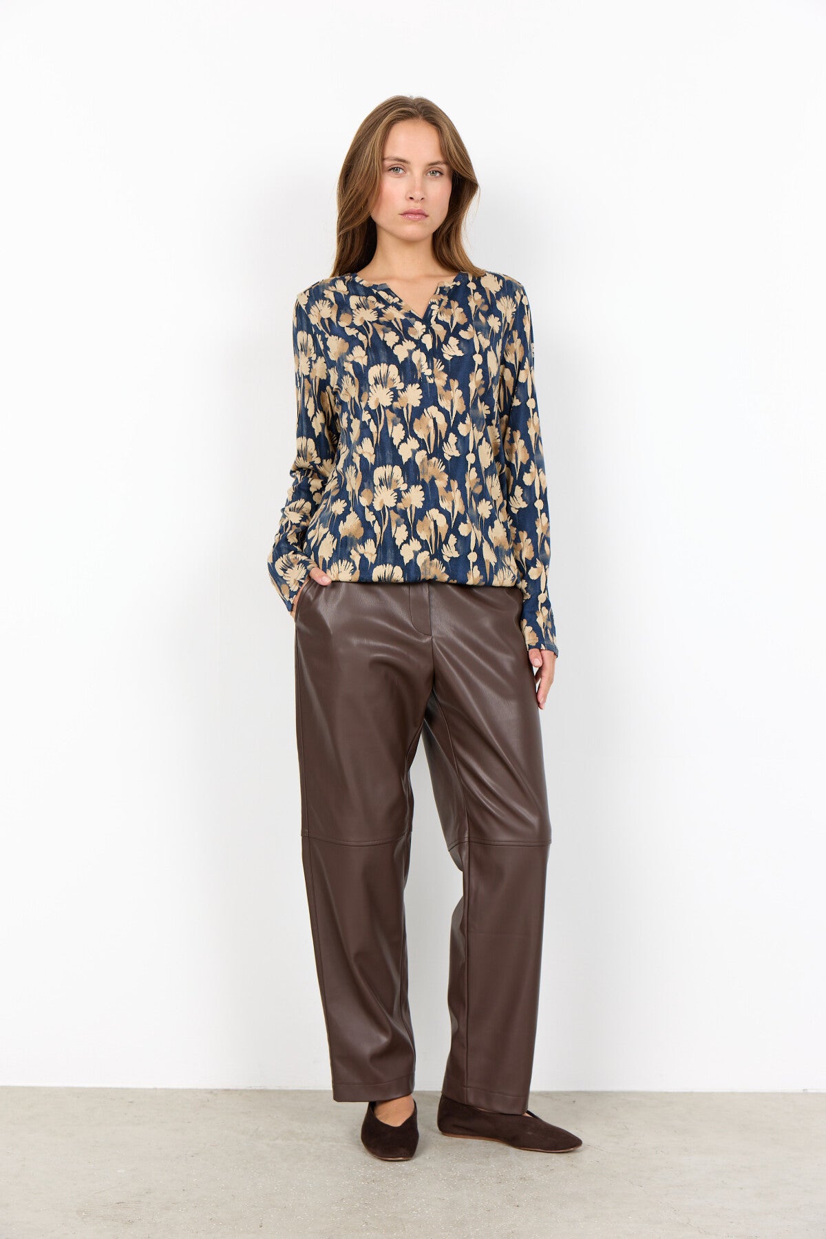 SC-FELICITY AOP 525 Blouse Donkerblauw