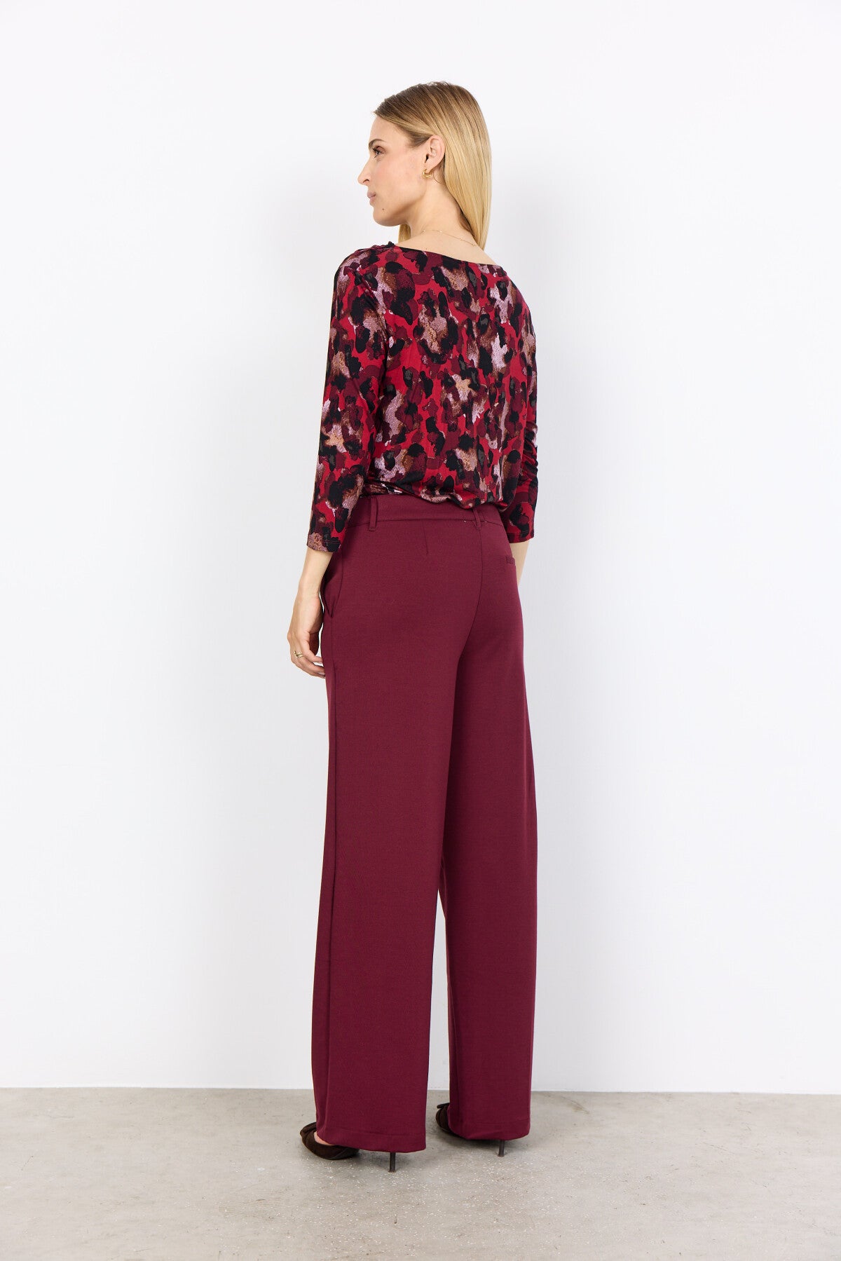 SC-MARICA AOP 342 Blouse Donkerrood