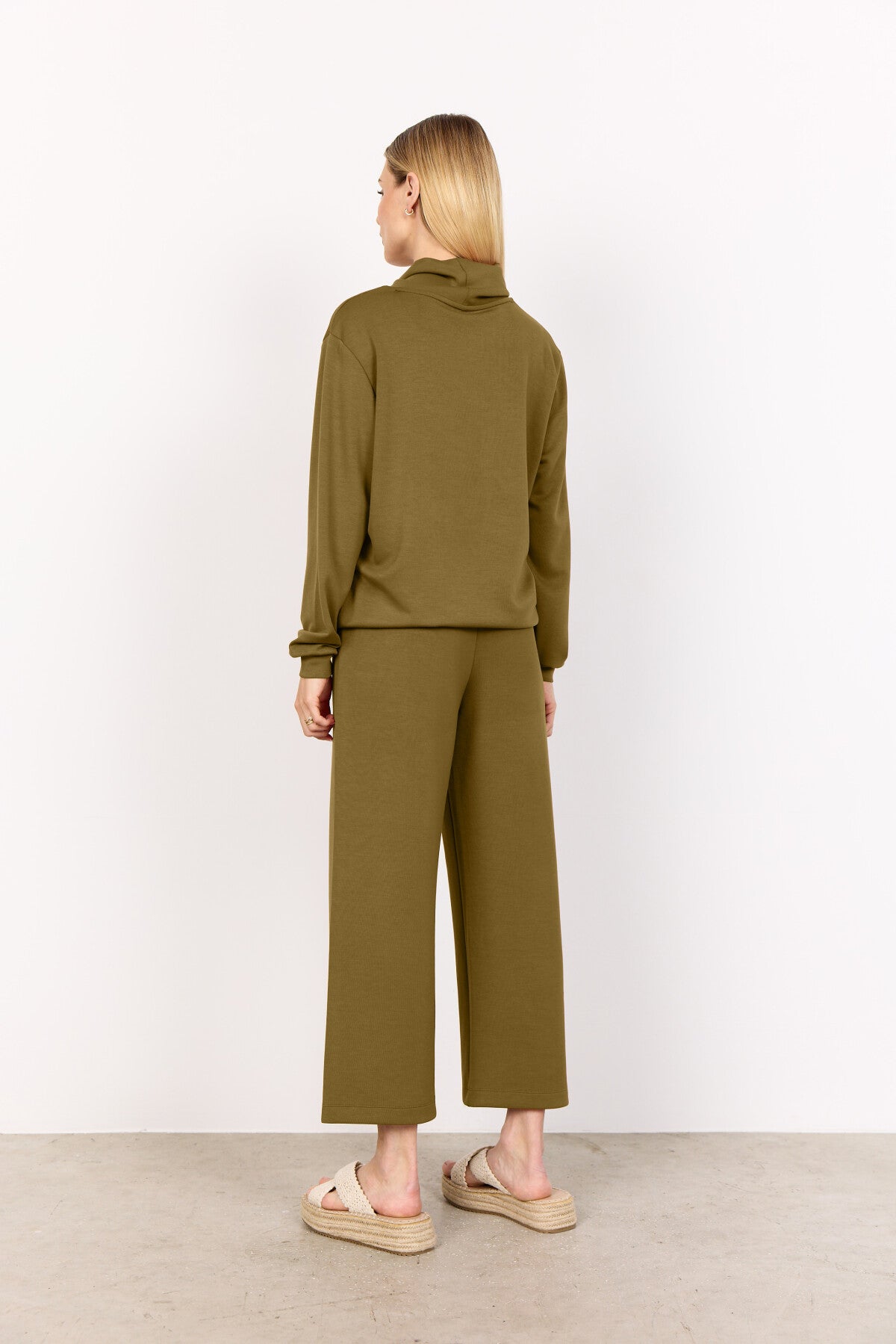 SC-BANU 125 Sweatshirt Olijf