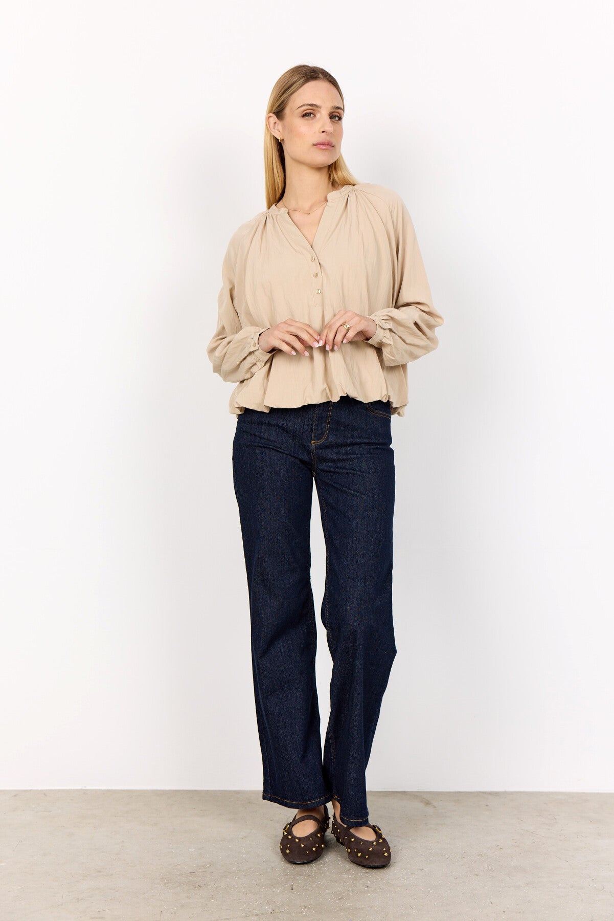 SC-SEVDA 1 Blouse Zand