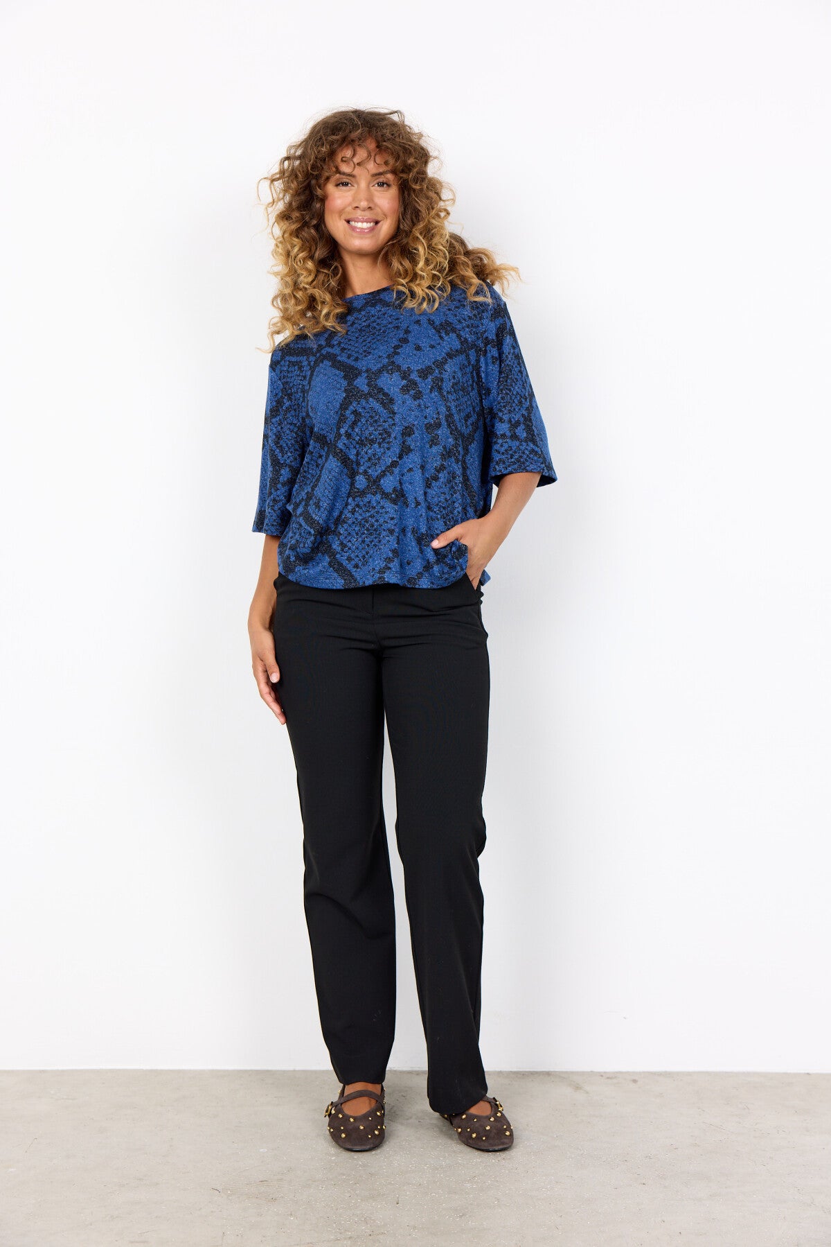 SC-BIARA AOP 144 T-shirt Donkerblauw