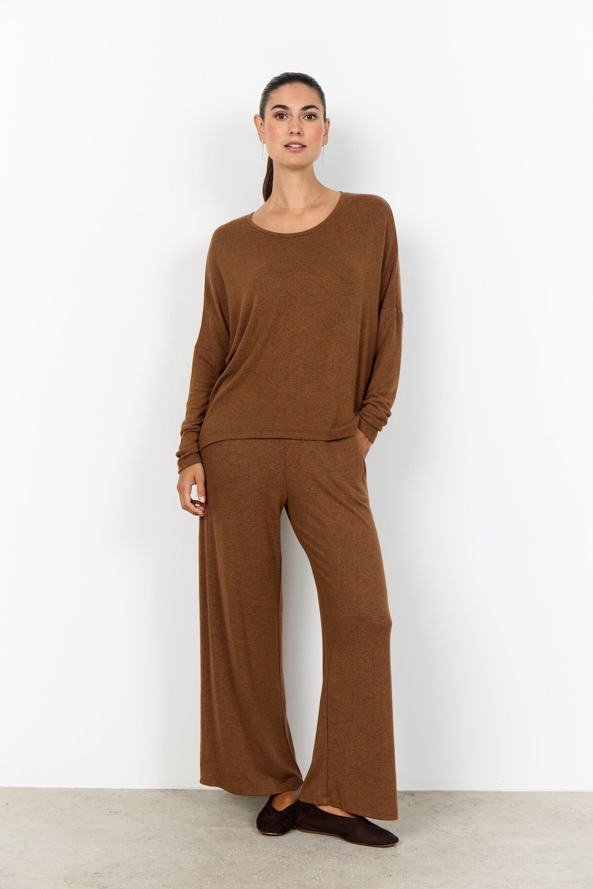 SC-BIARA 1 Blouse Bruin