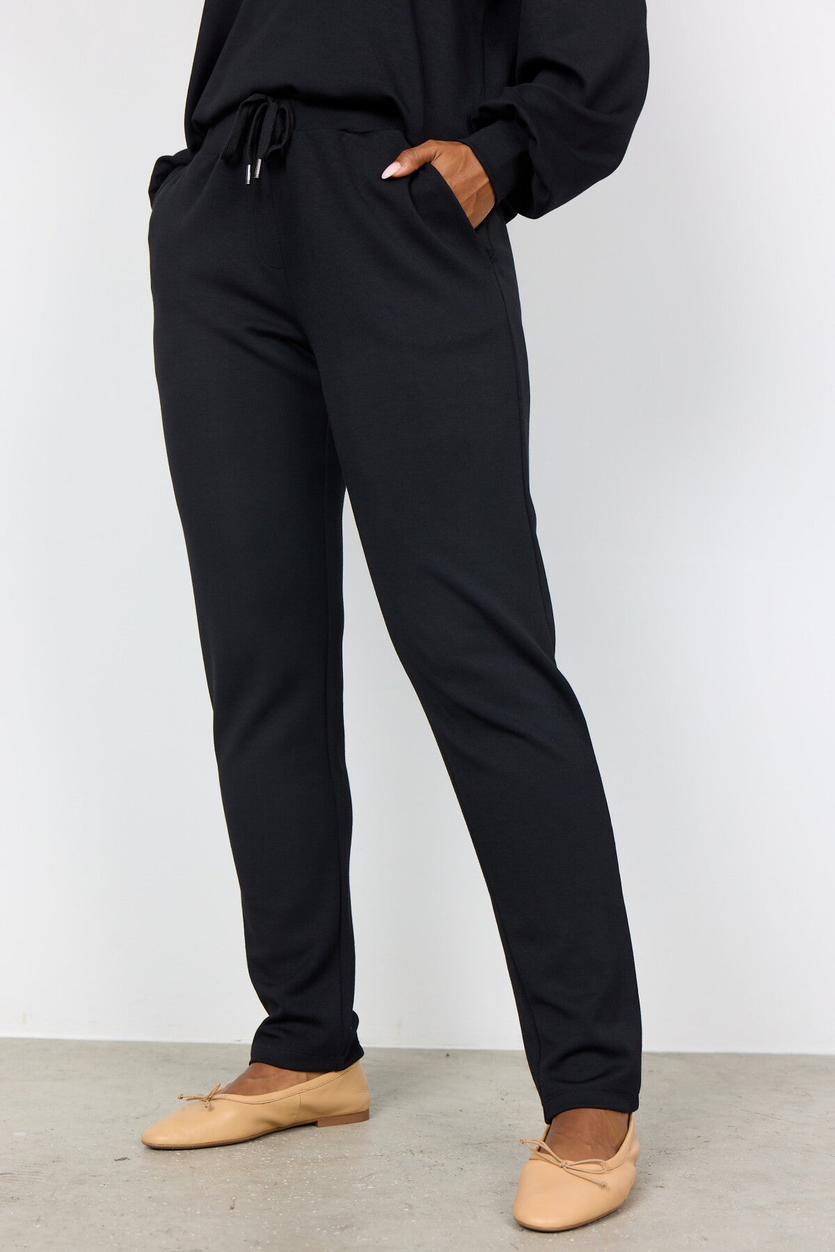 SC-BANU 157 Broek Zwart