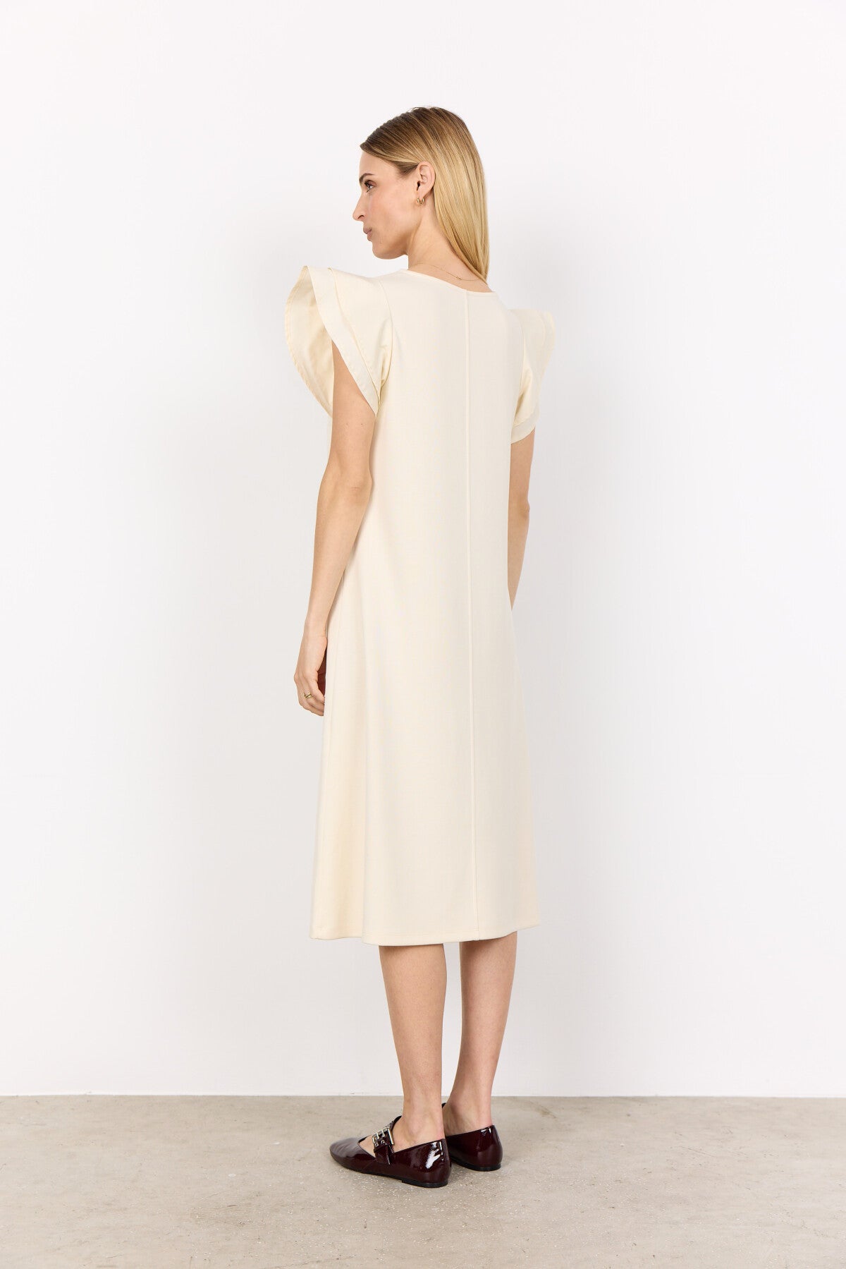 SC-BANU 251 Jurk Crème